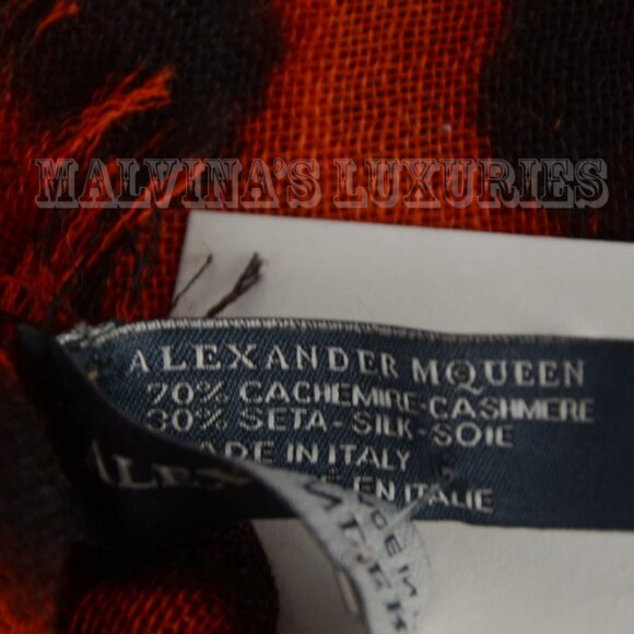 ALEXANDER MCQUEEN SCARF CASHMERE SILK SKULL AND ANIMAL PRINT 50" SQUARE - Picture 7 of 7